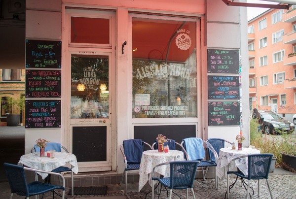 glutenfrei cafe lissabonbon berlin outside seating